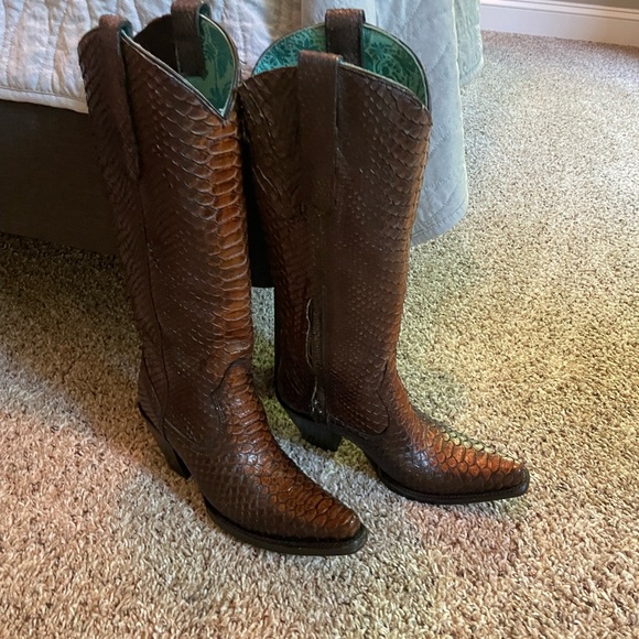 CORRAL BROWN PYTHON MAYRA BOOTS - BROWN size 7.5. - Picture 2 of 7